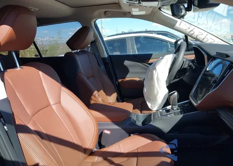 2025 Subaru Outback Touring Xt z USA, uszkodzony, nr VIN 4S4BTGPDXS3292951